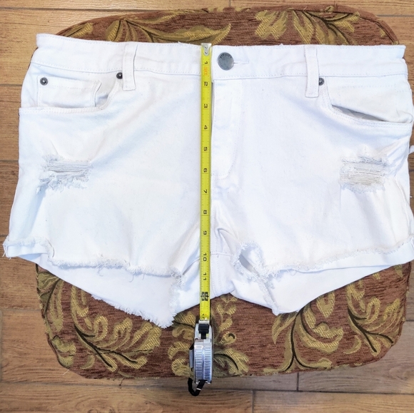 STS Blue Pants - Distressed White Shorts Size 32
